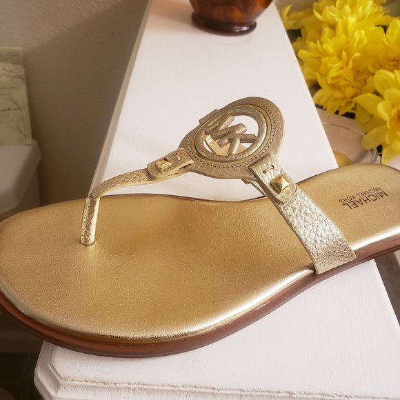 Michael Kors sandal - Picture 5 of 5